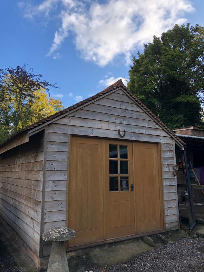 Cosy 1 Bedroom Country Lodge With Free Parking Watlington  Eksteriør billede